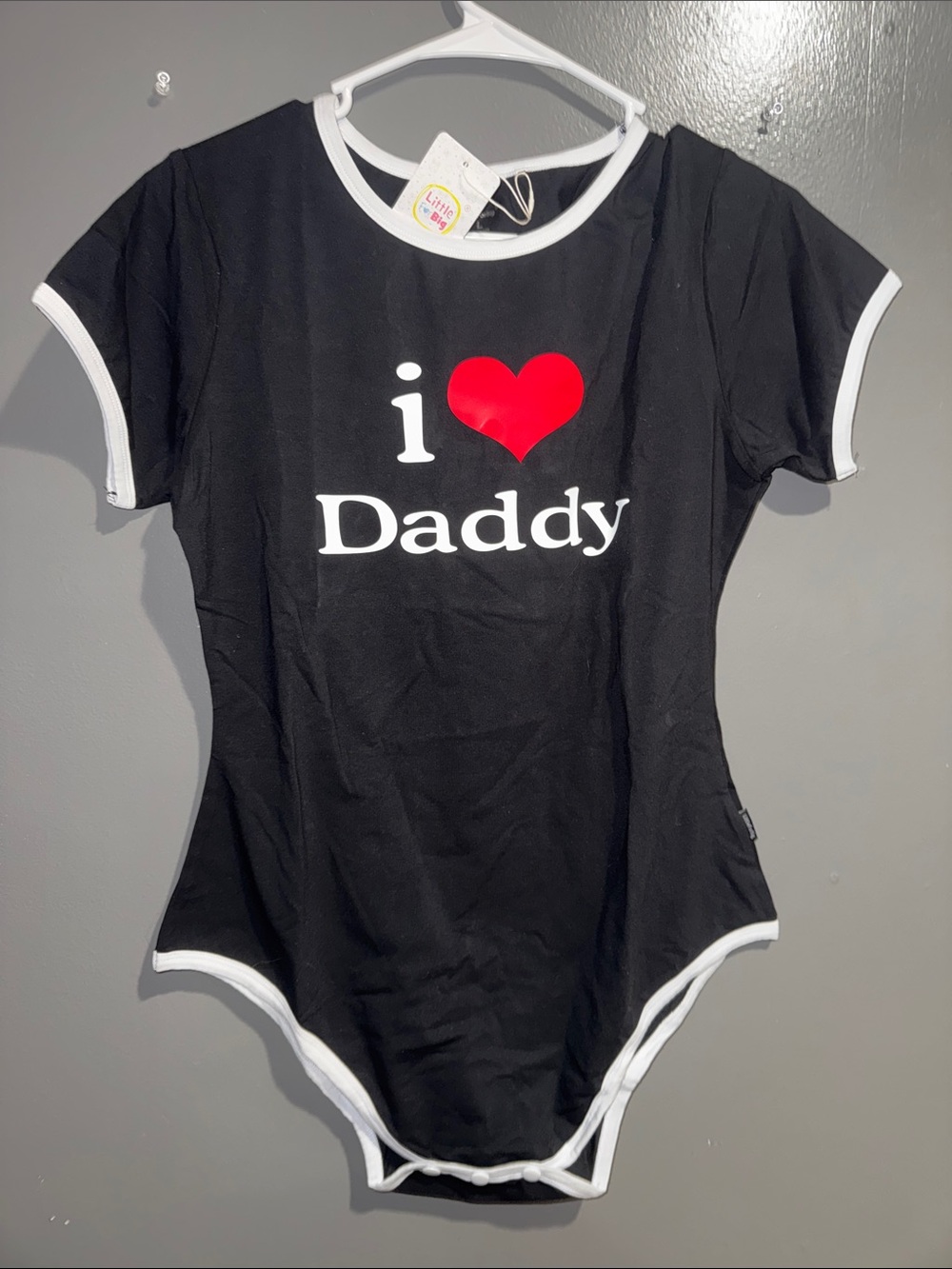 Black 'I ♥ Daddy' Short-Sleeve Bodysuit with White Trim